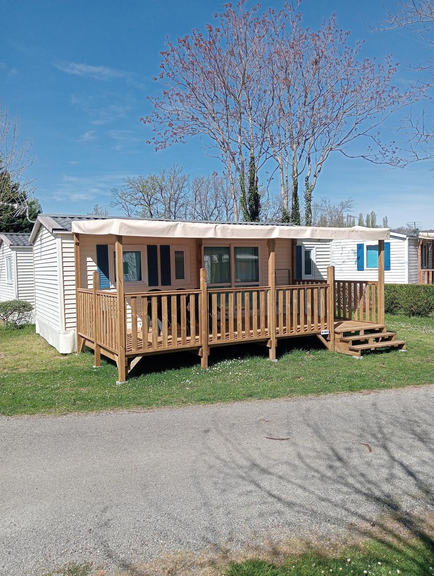 Camping Du Lac Foix Luaran gambar